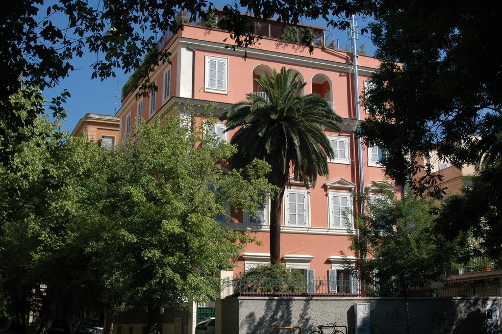 Hotel Casa Valdese Roma Exterior photo